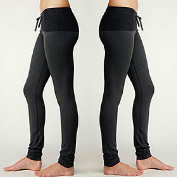 lululemon athletica Pants - Rare Lululemon The Tight The Mini Foldover Legging